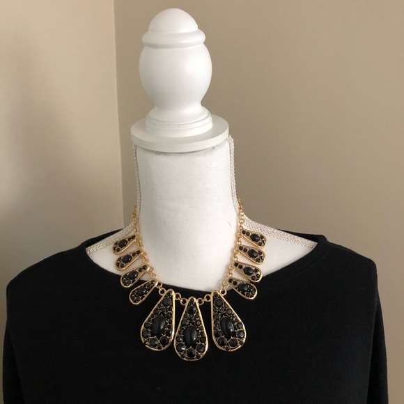 kate spade Jewelry - Kate Spade statement necklace